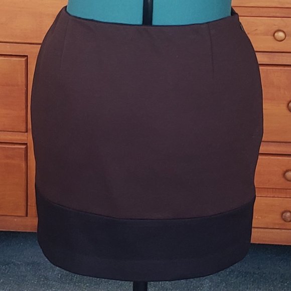 Two Toned Black/Brown Skirt - Picture 1 of 4